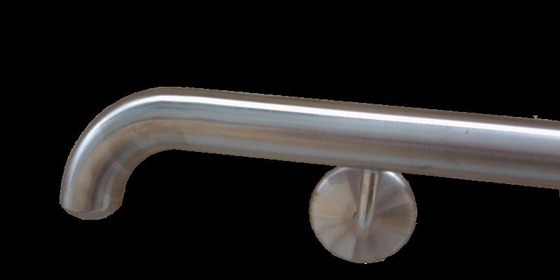 inox rukohvat s lukom